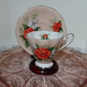 Royal Standard Tea Cup & Saucer Fine Bone China "Radiance" Made in England